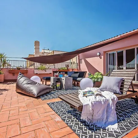 Apartment Pedrera Atic